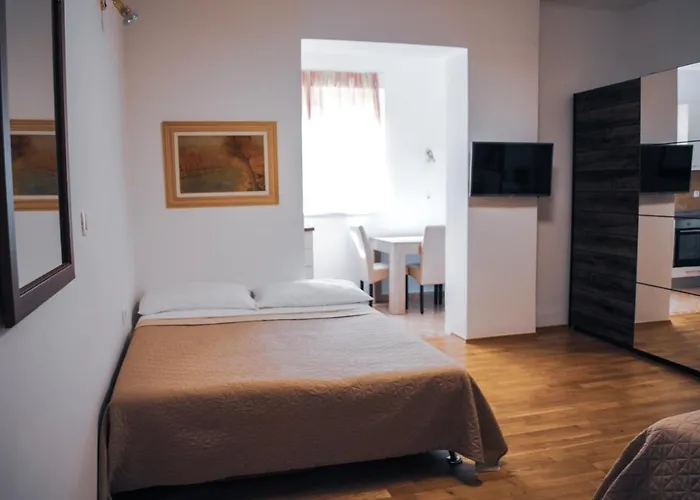 Royal Deluxe Lägenhet Split