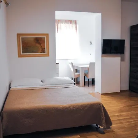 Royal Deluxe Apartman Split